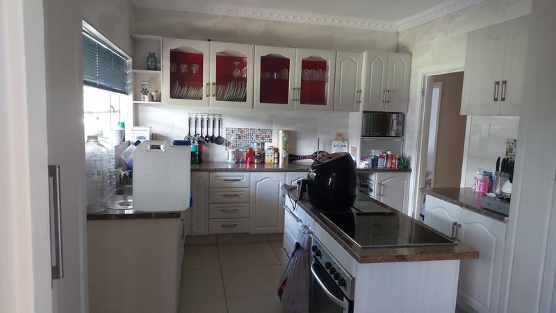 3 Bedroom Property for Sale in Cambridge West Eastern Cape